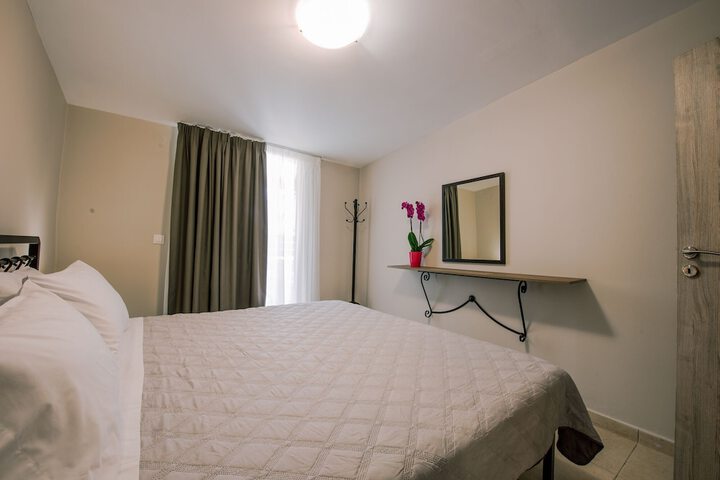 Room 18 of 79
