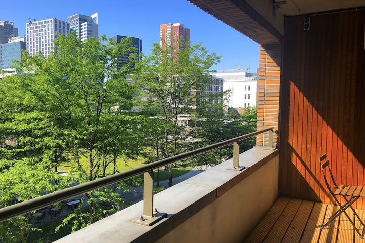 Room 15 of 18