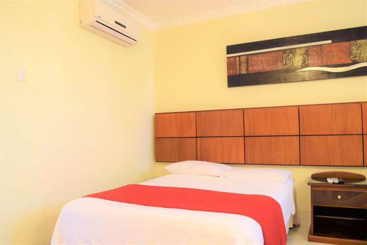 Room 11 of 74