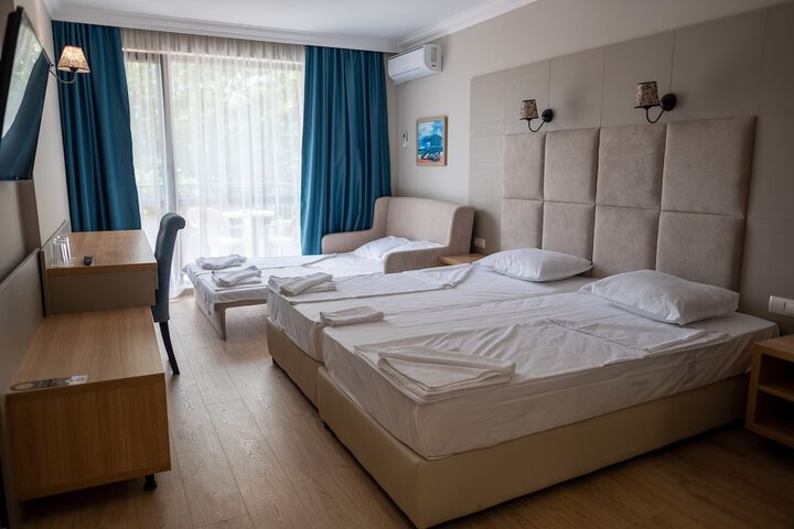 Room 5 of 51