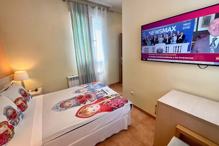 Room 21 of 38