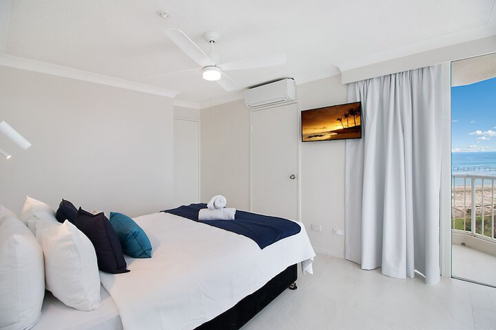 Room 12 of 161