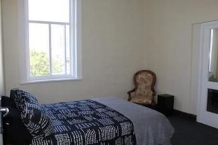 Room 3 of 11