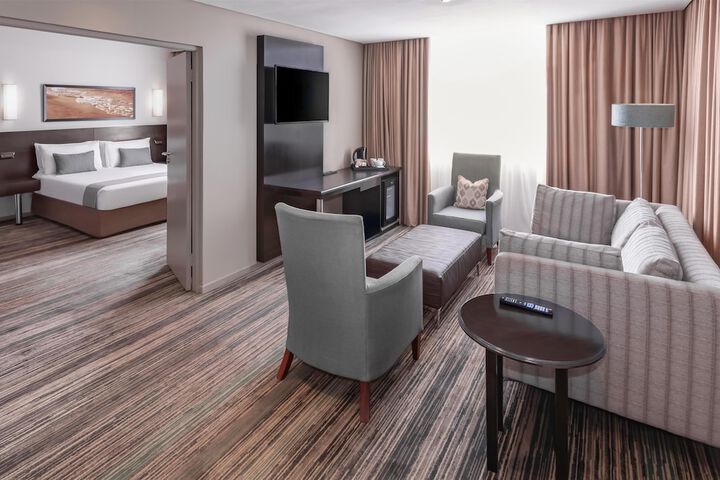 Room 44 of 79