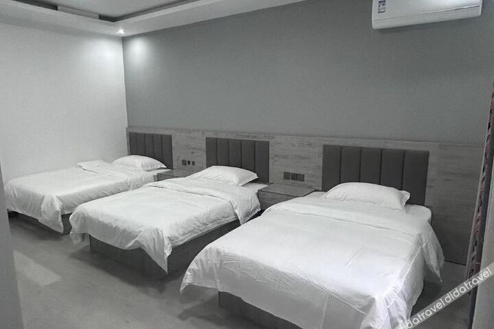 Dechang Xinai Hotel