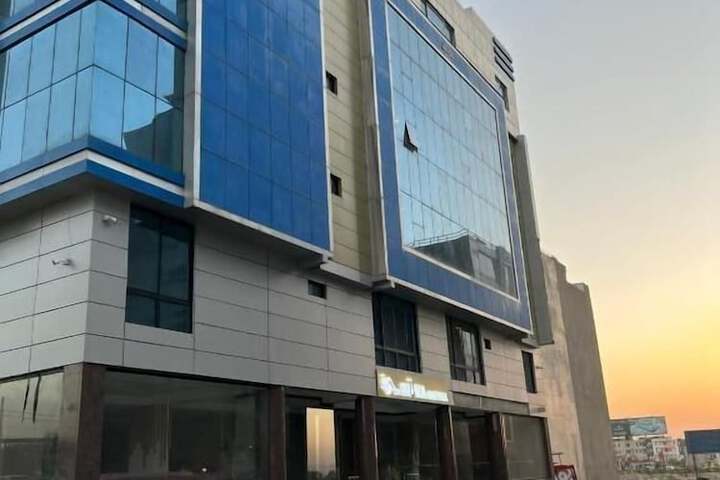NUVA HOTEL