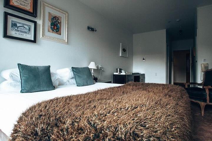 Room 22 of 85