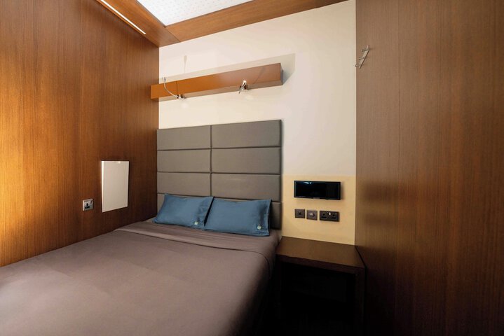 Room 4 of 23