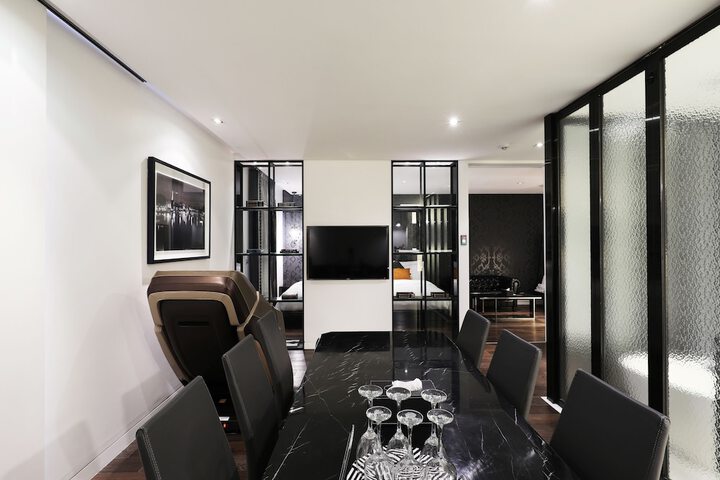 Room 13 of 51