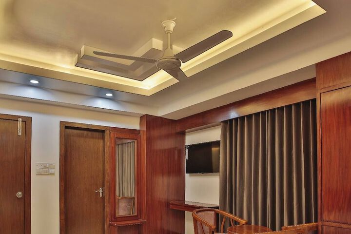 Room 20 of 32
