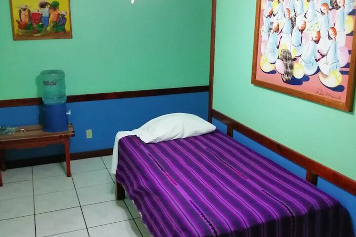 Room 40 of 126