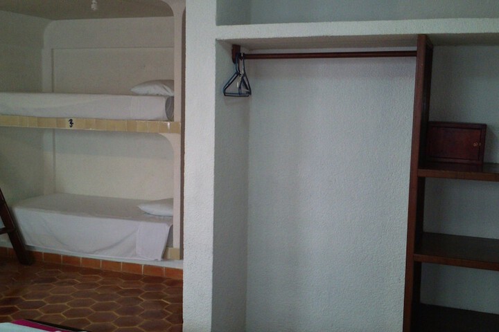Room 31 of 64