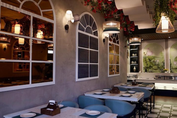Dining 59 of 70