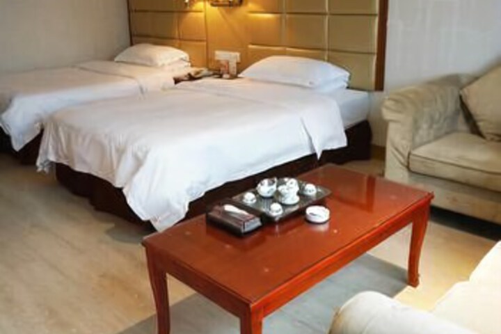 Room 7 of 7