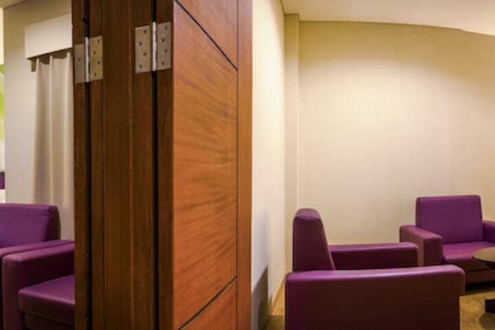 Room 20 of 93