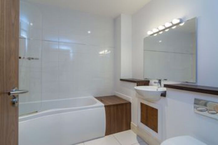 Room 2 of 18