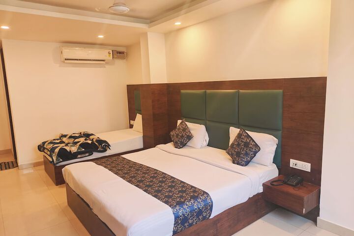 Room 16 of 26