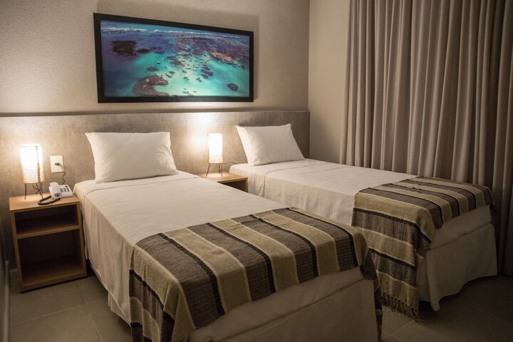 Room 8 of 48
