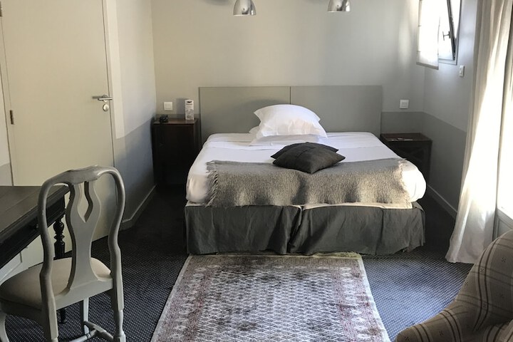 Room 9 of 51