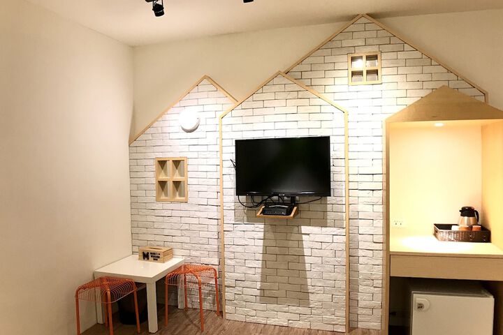 Room 26 of 55