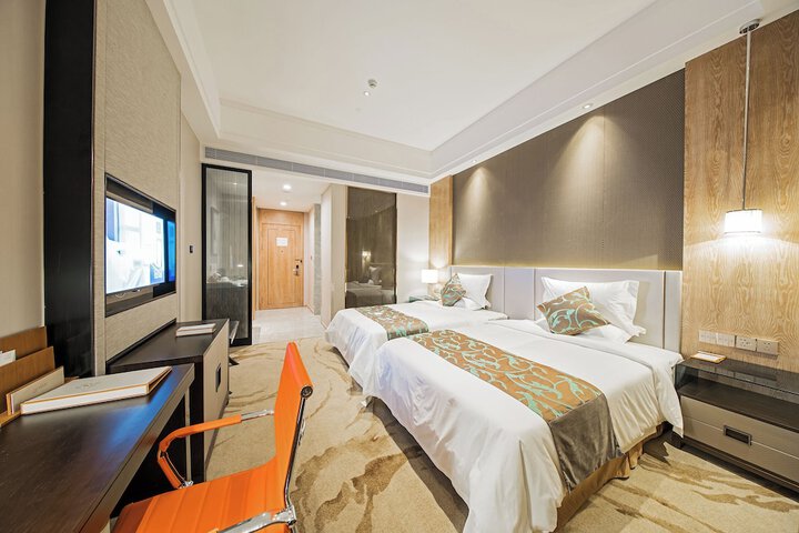 Room 19 of 43