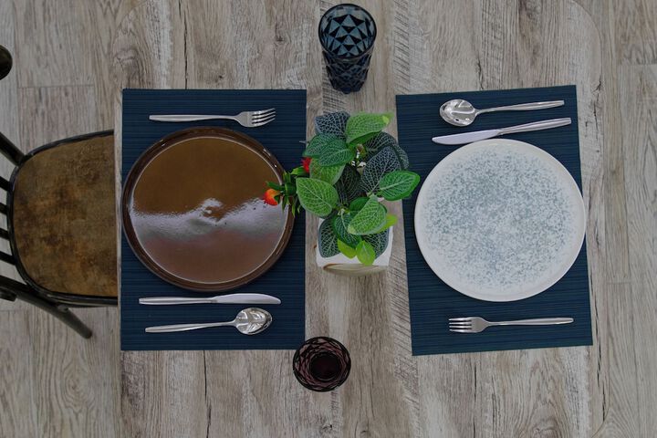 Dining 32 of 41