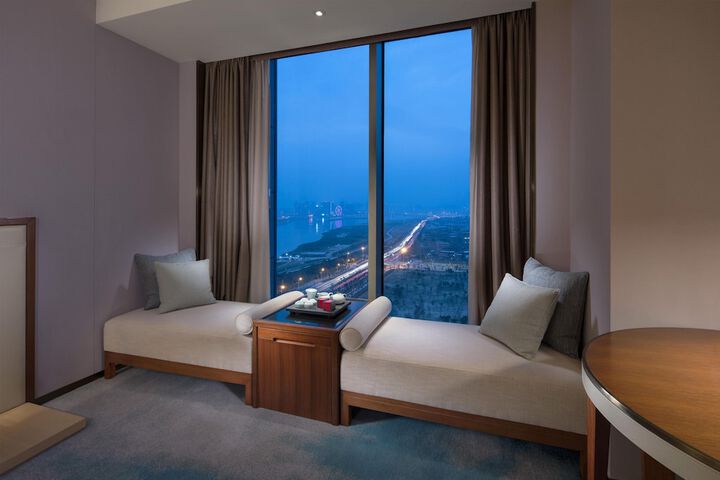Room 20 of 72