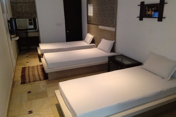 Room 21 of 35