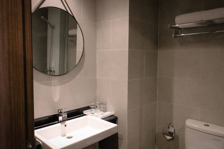 Room 12 of 41