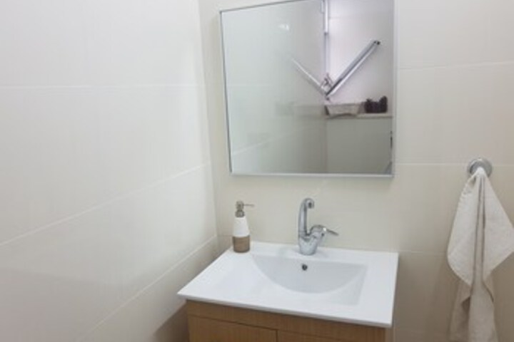 Room 6 of 21
