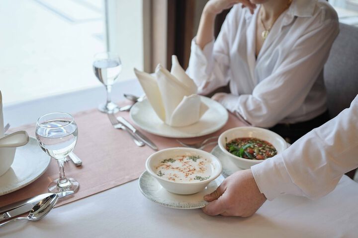 Dining 53 of 85