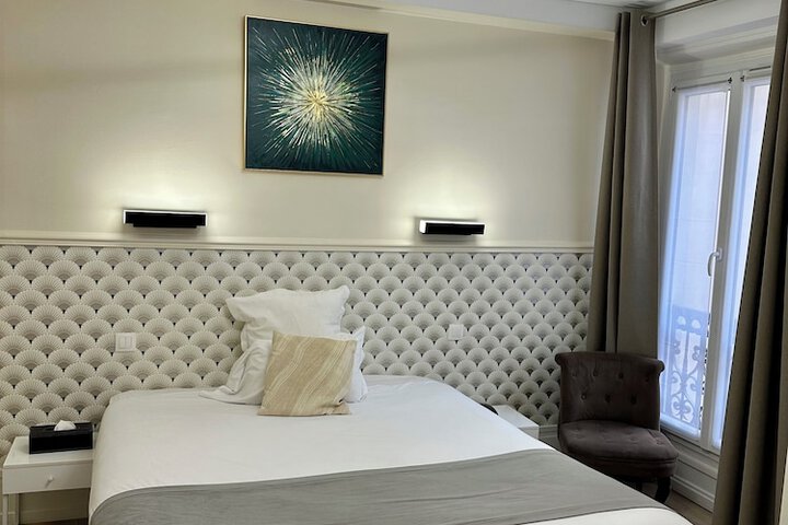 Room 18 of 85