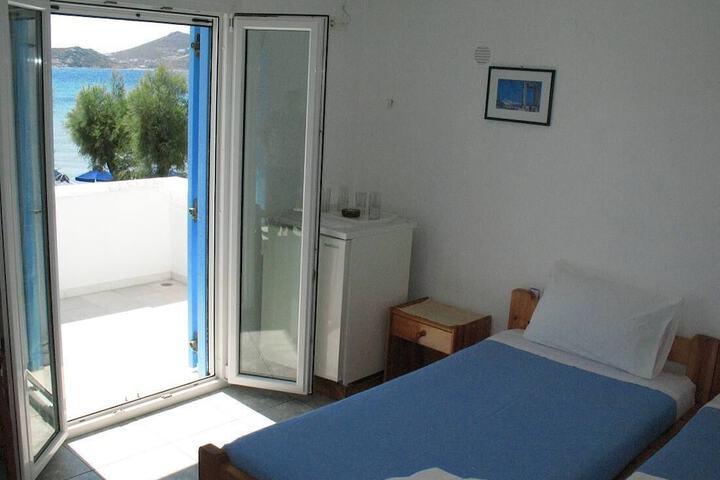 Room 3 of 10