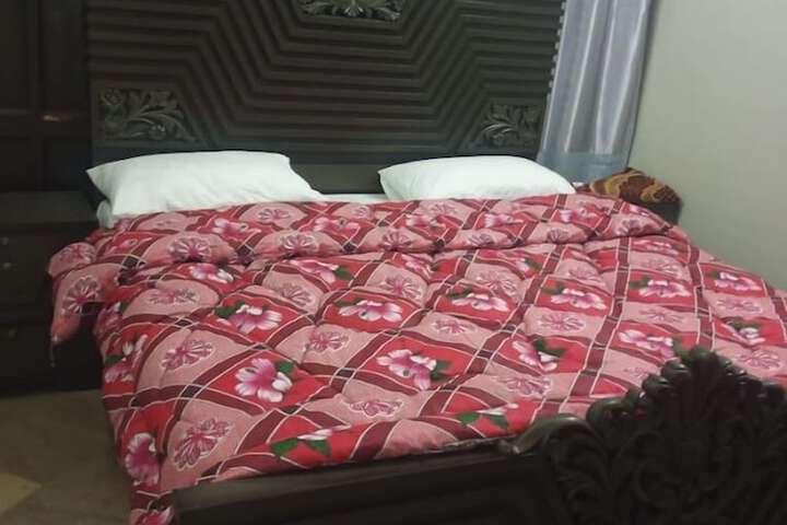 Room 2 of 13