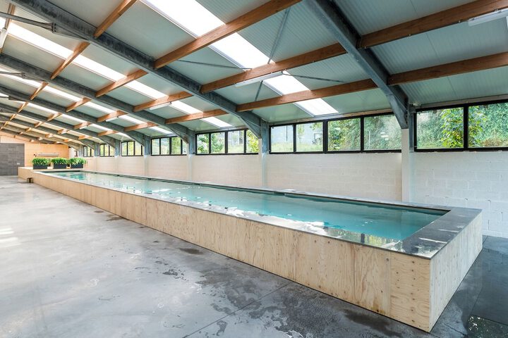 Pool 16 of 25