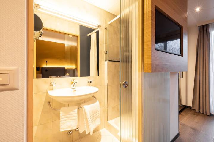 Clean Restrooms