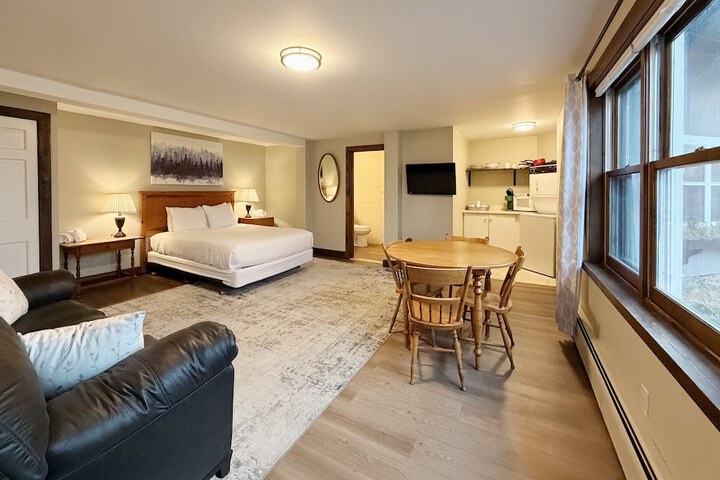 Room 109 of 331