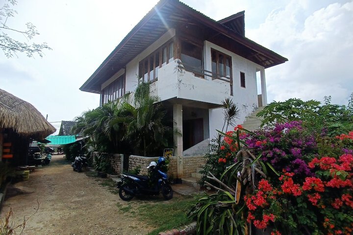 OYO 93626 Hi Homestay & Group