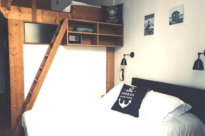 Room 5 of 17