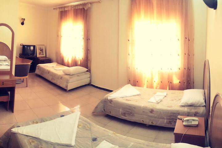 Room 2 of 17