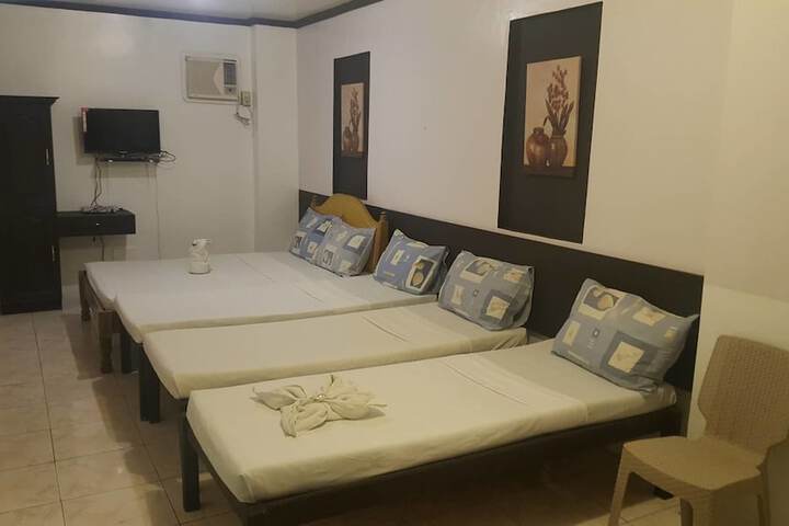 Room 29 of 64