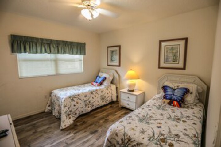 Room 21 of 24