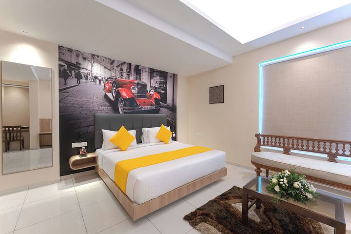Room 14 of 33