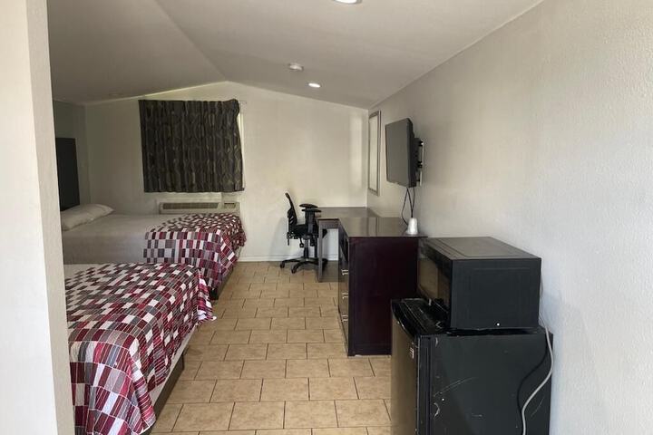 Room 15 of 17