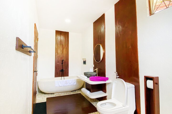 Room 25 of 61