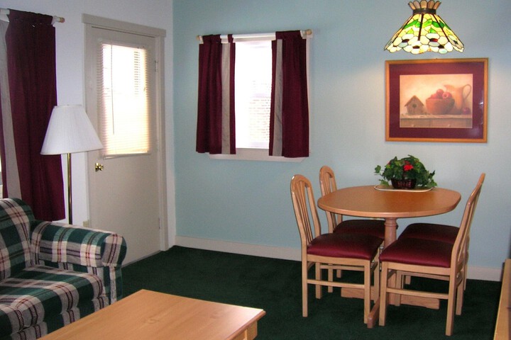 Room 12 of 32