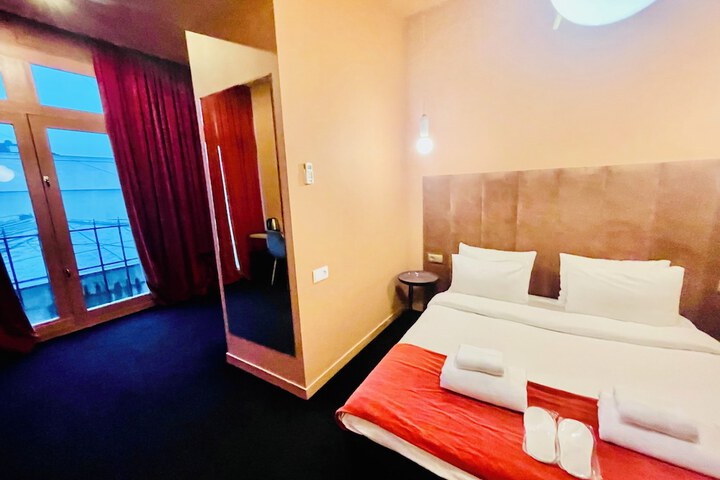 Room 47 of 116