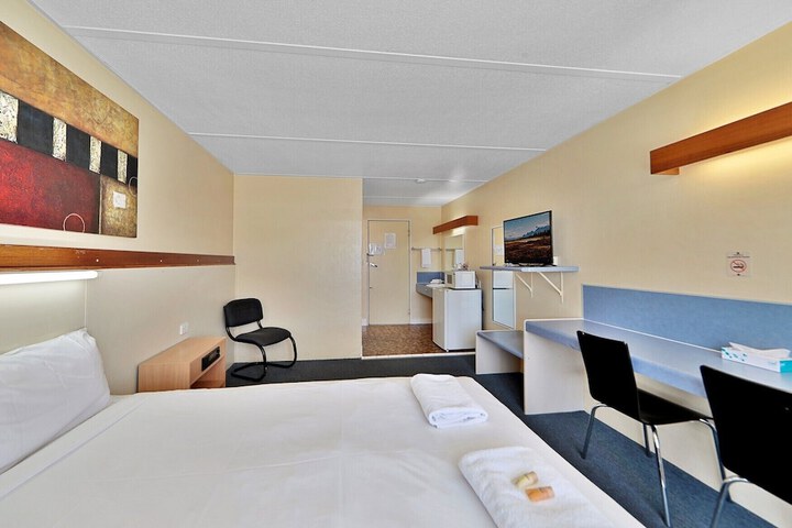 Room 4 of 67