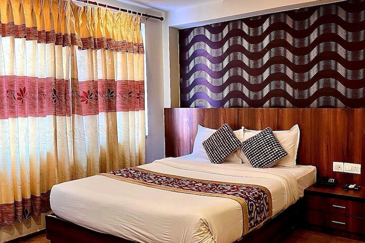 Room 21 of 40