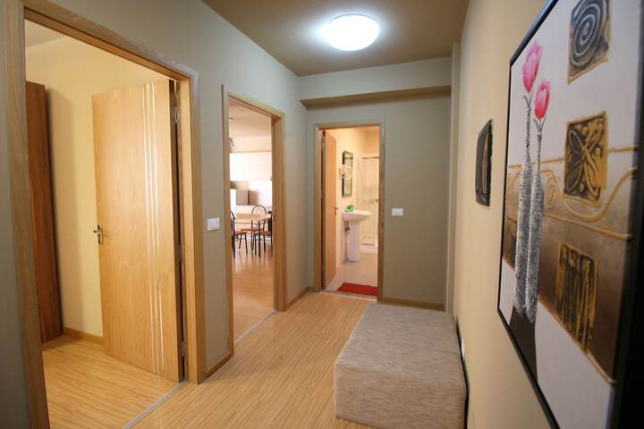 Room 9 of 47